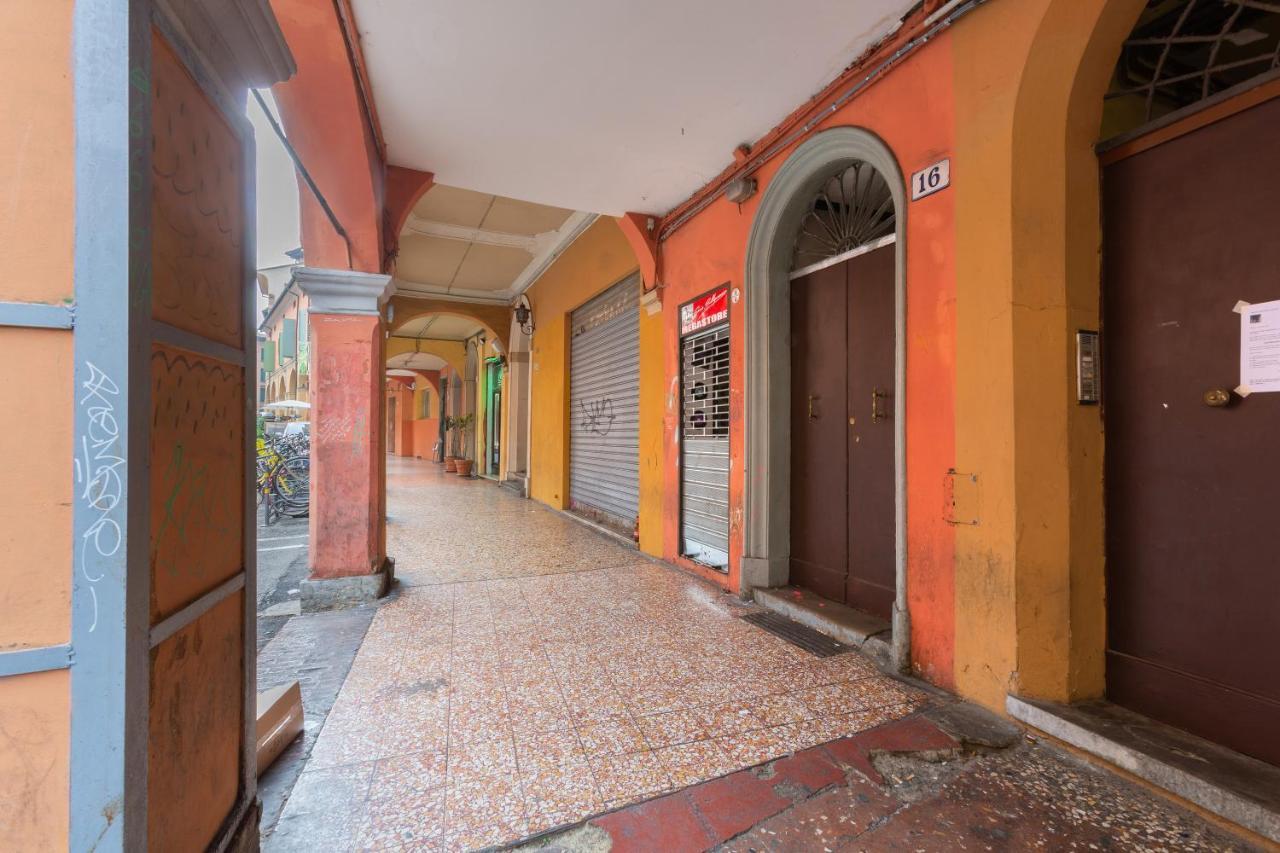 Universita E Centro Storico Mascarella Apartment Болонья Экстерьер фото